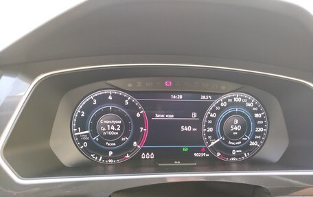Volkswagen Tiguan II, 2017 год, 2 250 000 рублей, 25 фотография