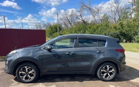 KIA Sportage IV рестайлинг, 2022 год, 2 700 000 рублей, 3 фотография