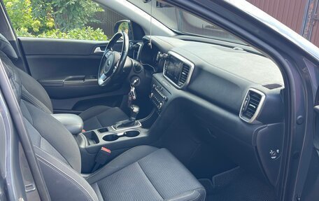 KIA Sportage IV рестайлинг, 2022 год, 2 700 000 рублей, 10 фотография