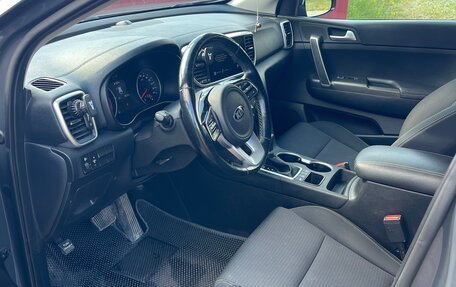 KIA Sportage IV рестайлинг, 2022 год, 2 700 000 рублей, 12 фотография