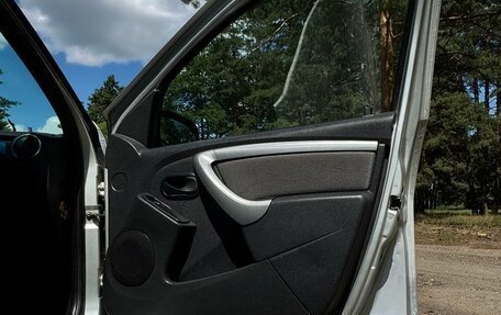 Renault Duster I рестайлинг, 2013 год, 750 000 рублей, 29 фотография