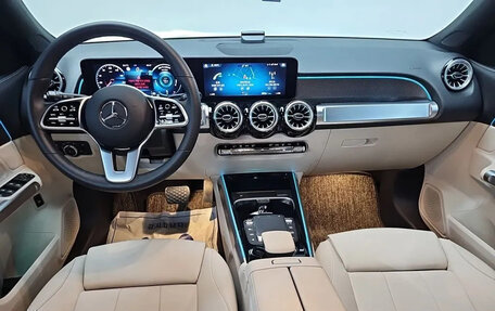 Mercedes-Benz GLB, 2023 год, 4 557 000 рублей, 7 фотография