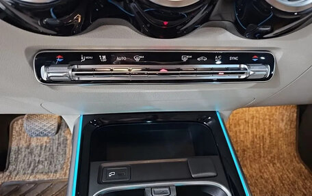 Mercedes-Benz GLB, 2023 год, 4 557 000 рублей, 13 фотография