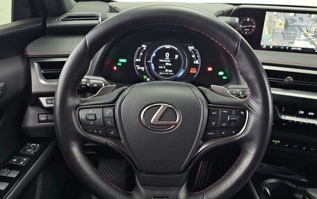 Lexus UX I, 2022 год, 4 850 000 рублей, 10 фотография