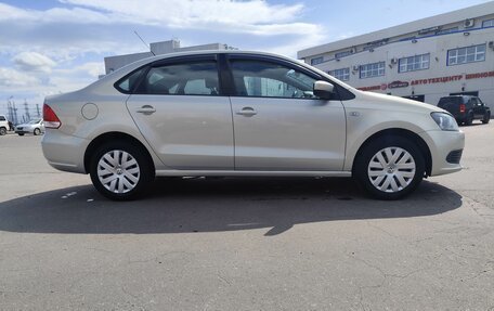 Volkswagen Polo VI (EU Market), 2012 год, 1 050 000 рублей, 2 фотография