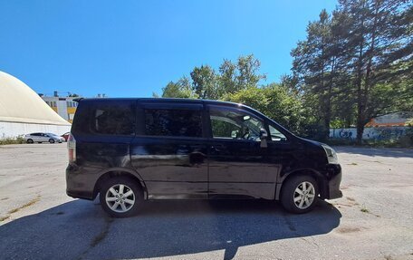 Toyota Noah III, 2008 год, 900 000 рублей, 6 фотография