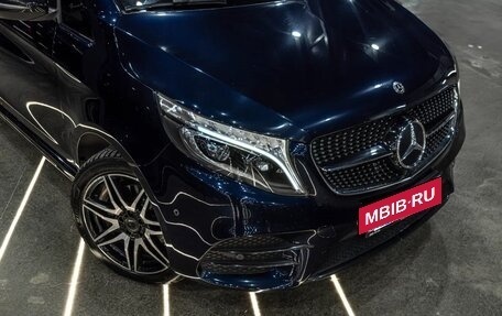 Mercedes-Benz V-Класс, 2020 год, 5 390 000 рублей, 3 фотография