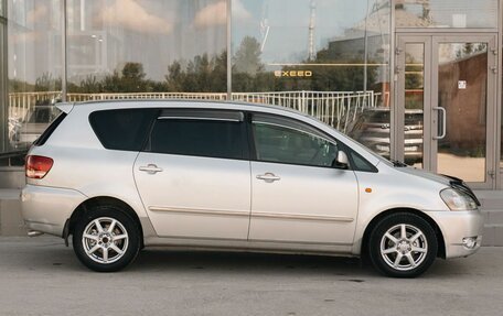 Toyota Ipsum II, 2001 год, 700 000 рублей, 4 фотография