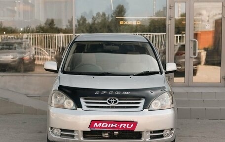 Toyota Ipsum II, 2001 год, 700 000 рублей, 2 фотография