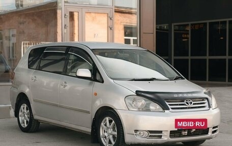 Toyota Ipsum II, 2001 год, 700 000 рублей, 3 фотография