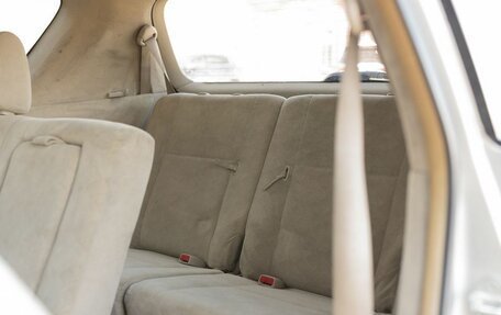 Toyota Ipsum II, 2001 год, 700 000 рублей, 15 фотография