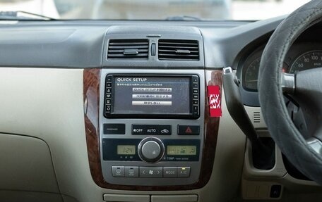 Toyota Ipsum II, 2001 год, 700 000 рублей, 13 фотография