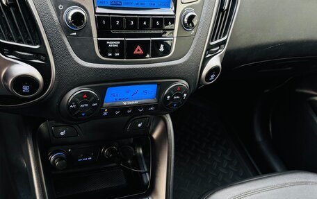 Hyundai ix35 I рестайлинг, 2011 год, 1 100 000 рублей, 9 фотография