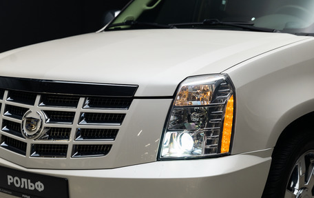 Cadillac Escalade III, 2010 год, 2 190 000 рублей, 11 фотография