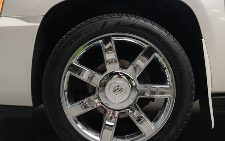 Cadillac Escalade III, 2010 год, 2 190 000 рублей, 10 фотография