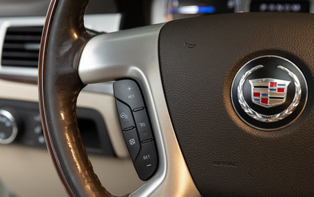 Cadillac Escalade III, 2010 год, 2 190 000 рублей, 14 фотография