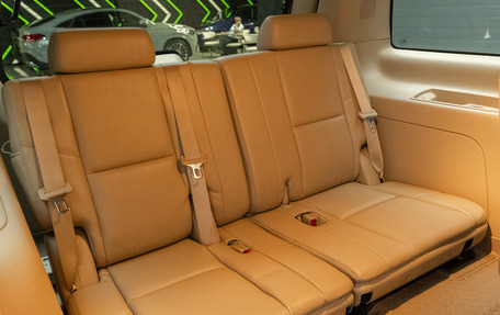 Cadillac Escalade III, 2010 год, 2 190 000 рублей, 34 фотография