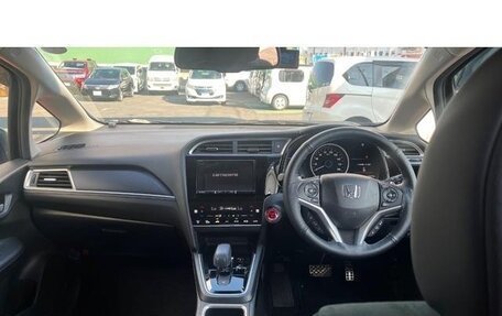 Honda Shuttle II, 2022 год, 1 260 000 рублей, 7 фотография