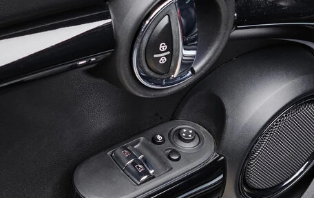 MINI Hatch, 2023 год, 2 186 000 рублей, 18 фотография
