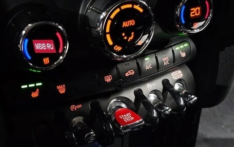 MINI Hatch, 2023 год, 2 186 000 рублей, 17 фотография