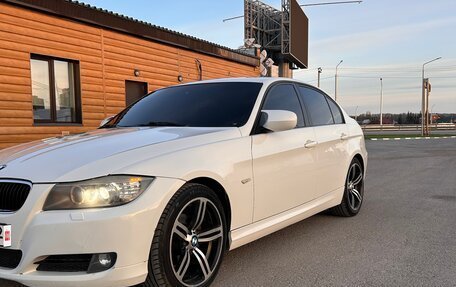 BMW 3 серия, 2011 год, 1 080 000 рублей, 3 фотография