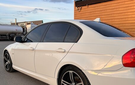 BMW 3 серия, 2011 год, 1 080 000 рублей, 6 фотография