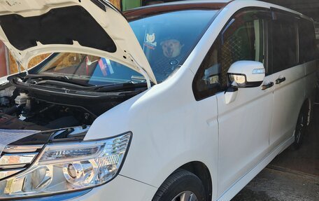 Honda Stepwgn IV, 2013 год, 1 850 000 рублей, 6 фотография