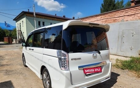 Honda Stepwgn IV, 2013 год, 1 850 000 рублей, 4 фотография