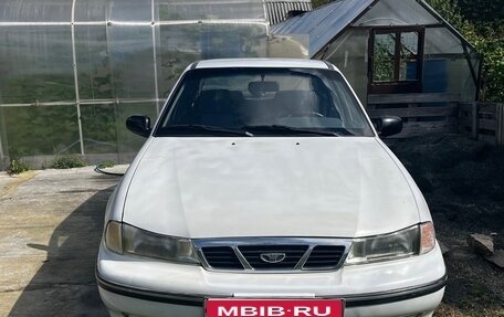 Daewoo Nexia I рестайлинг, 2004 год, 200 000 рублей, 1 фотография