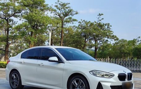 BMW 1 серия, 2022 год, 1 615 000 рублей, 1 фотография
