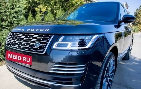 Land Rover Range Rover IV рестайлинг, 2020 год, 7 250 000 рублей, 2 фотография
