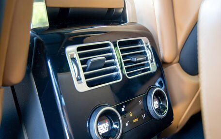Land Rover Range Rover IV рестайлинг, 2020 год, 7 250 000 рублей, 14 фотография