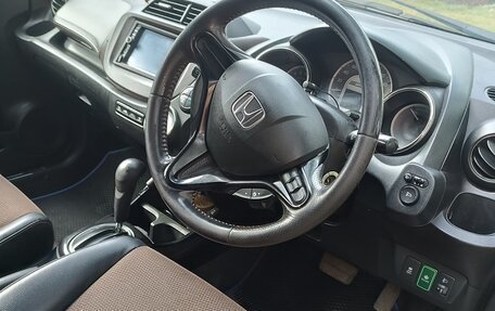 Honda Fit III, 2013 год, 800 000 рублей, 4 фотография