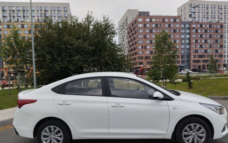Hyundai Solaris II рестайлинг, 2019 год, 1 900 000 рублей, 10 фотография