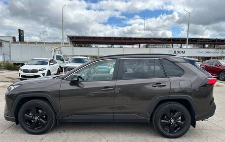 Toyota RAV4, 2020 год, 3 550 000 рублей, 7 фотография