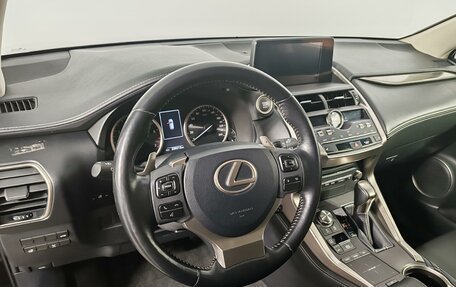 Lexus NX I, 2018 год, 2 275 000 рублей, 19 фотография