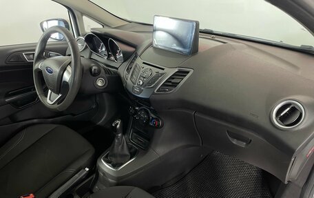 Ford Fiesta, 2016 год, 735 000 рублей, 10 фотография