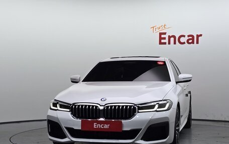 BMW 5 серия, 2023 год, 4 950 007 рублей, 3 фотография