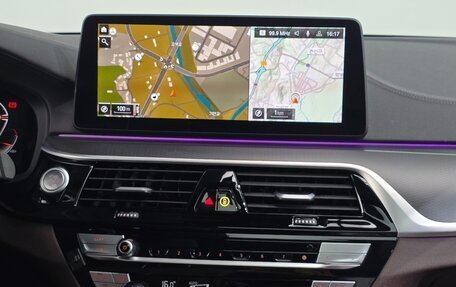 BMW 5 серия, 2023 год, 4 950 007 рублей, 11 фотография