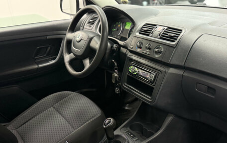 Skoda Fabia II, 2011 год, 600 000 рублей, 16 фотография