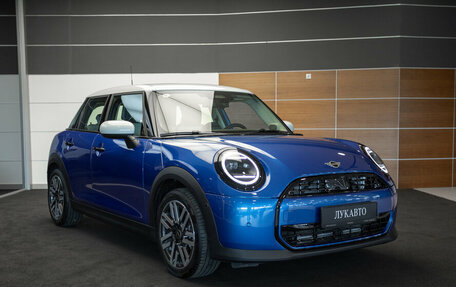 MINI Hatch, 2025 год, 5 650 000 рублей, 3 фотография