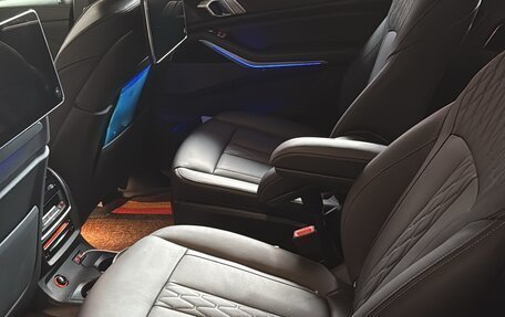 BMW X7, 2022 год, 11 000 000 рублей, 3 фотография