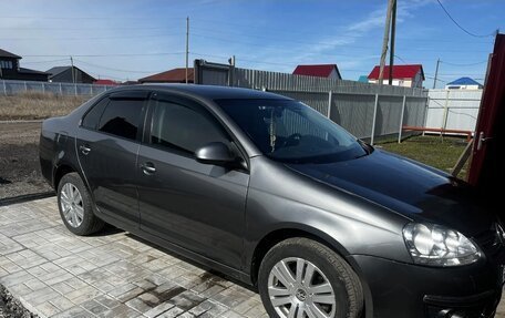 Volkswagen Jetta VI, 2010 год, 490 000 рублей, 3 фотография
