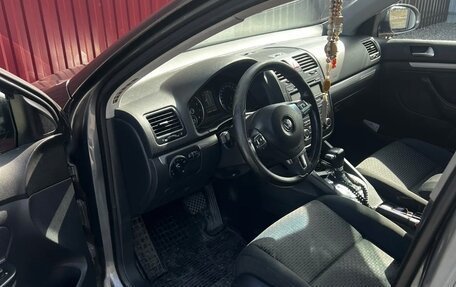 Volkswagen Jetta VI, 2010 год, 490 000 рублей, 6 фотография