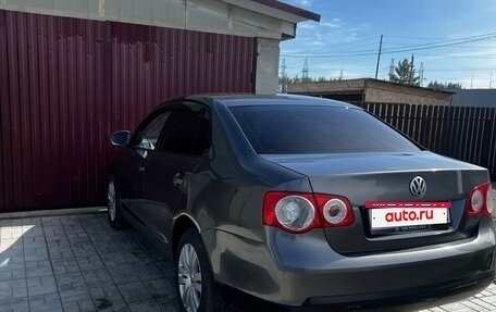 Volkswagen Jetta VI, 2010 год, 490 000 рублей, 5 фотография
