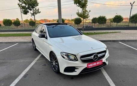 Mercedes-Benz E-Класс, 2016 год, 2 950 000 рублей, 2 фотография