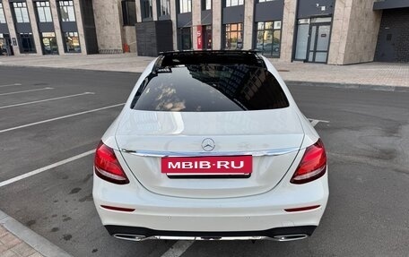 Mercedes-Benz E-Класс, 2016 год, 2 950 000 рублей, 7 фотография
