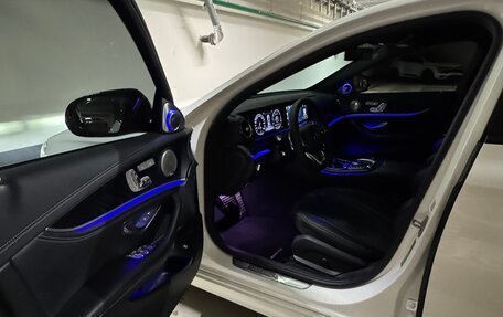 Mercedes-Benz E-Класс, 2016 год, 2 950 000 рублей, 33 фотография