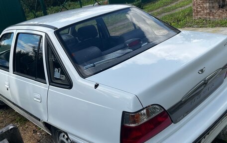 Daewoo Nexia I рестайлинг, 2004 год, 200 000 рублей, 5 фотография
