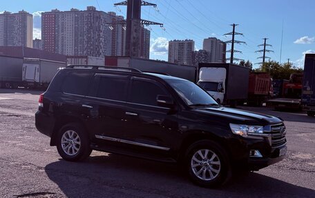 Toyota Land Cruiser 200, 2016 год, 7 600 000 рублей, 10 фотография